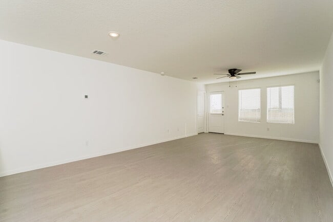 Photo - 1858 Musk Rose