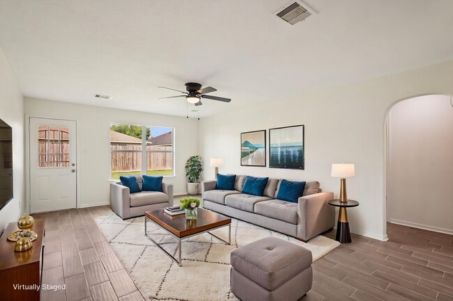 Photo - 11926 Panay Dr