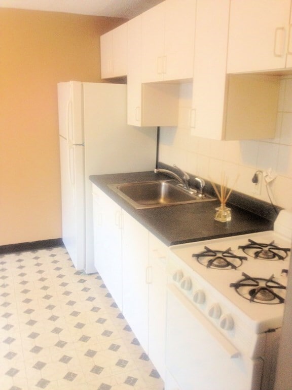 Photo - 16 Abington Ave Unit 1R