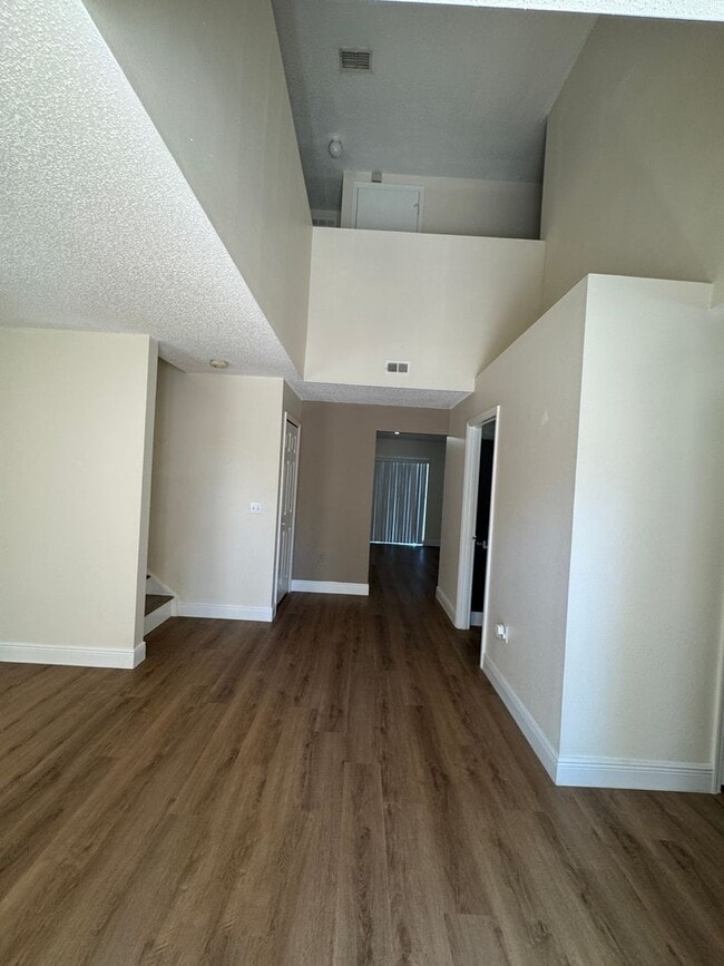 Photo - Spacious and Comfortable House for Lease
