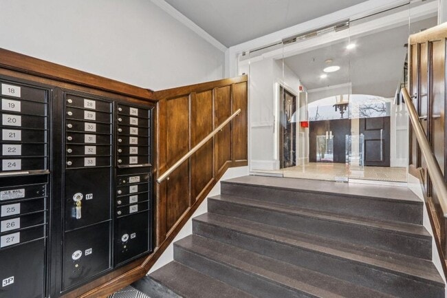 Entry Way - 111 Park Drive