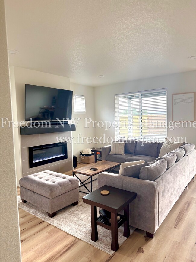 Photo - 603 Cardinal Ave