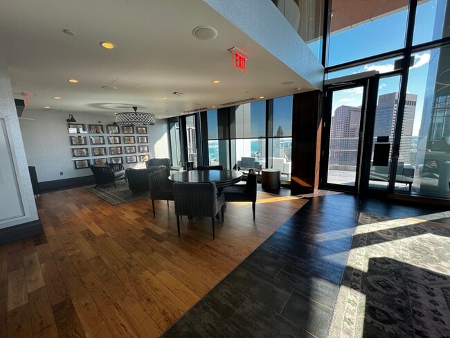 Photo - 110 Sudbury St