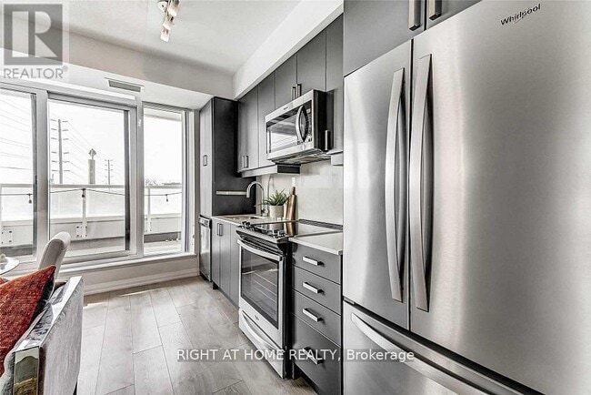 Photo - 7895 Jane St Unit 213