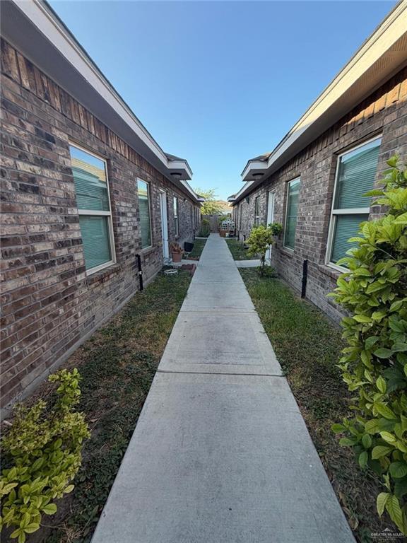 2604 E Garfield Ave Unit 4