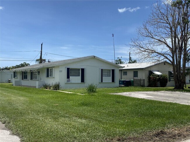 Photo - 25421 SW 107th Ct Unit 25421