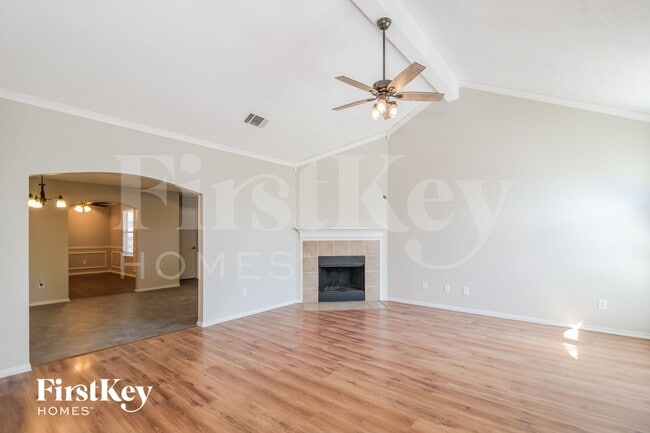 Photo - 4917 Stirrup Way