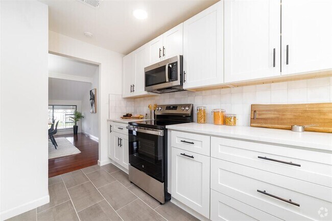 Building Photo - 2918 Ranch to Market Rd 620 Unit B-109 Rental