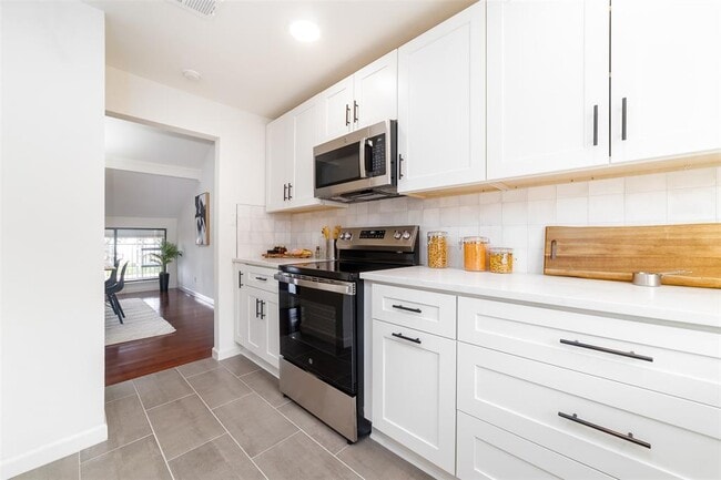 Photo - 2918 Ranch to Market Rd 620 Condo Unit B-109