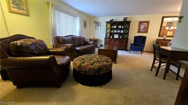 Photo - 2319 Green Acres Dr