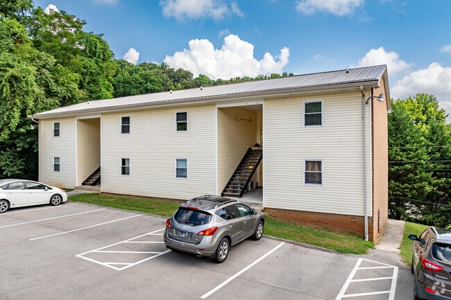 Building Photo - Evergreen Terrace Rental