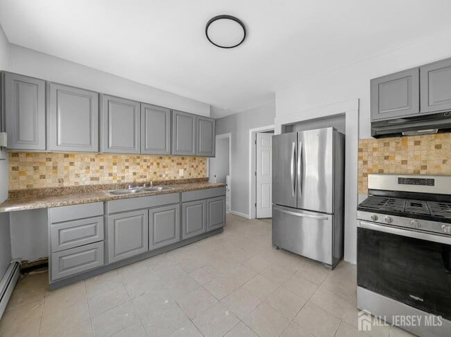 Photo - 125 Lowell St Unit 2