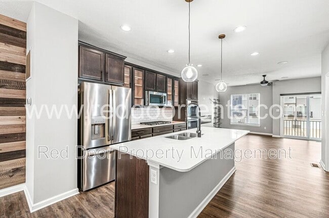 Photo - 2936 W New York St