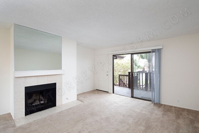2BR in the La Jolla Village with Parking *... - 2BR in the La Jolla Village with Parking *... Apartment Unit 05