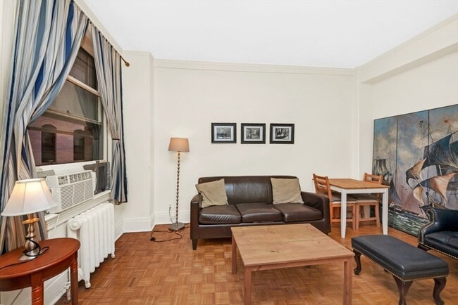 Photo - 21 Beacon St Unit 6F