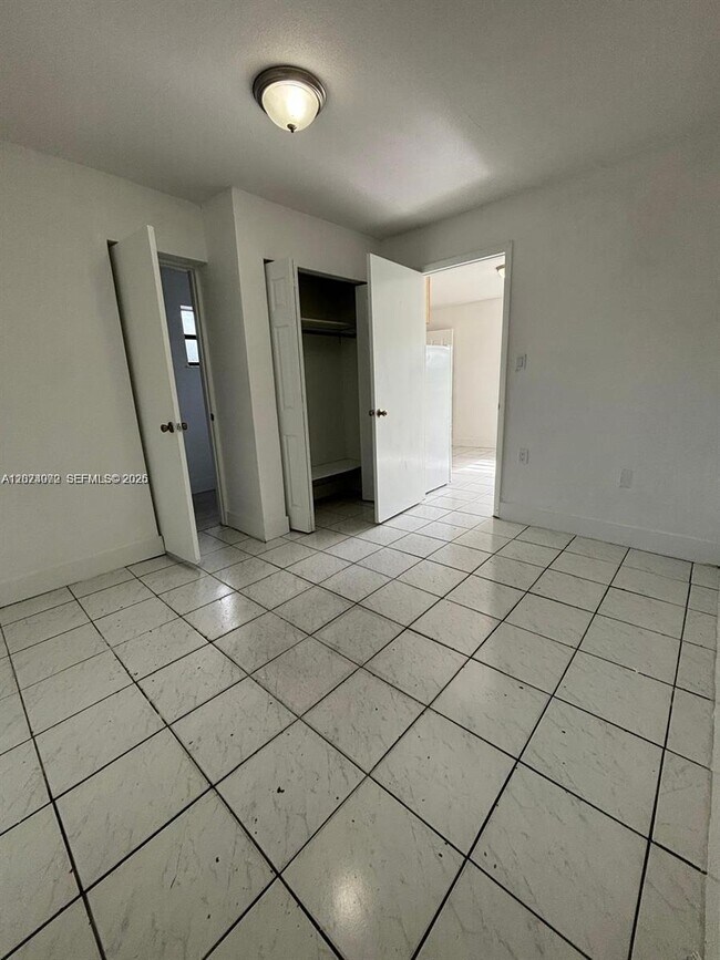 Photo - 1660 SW 24th Ave Unit 0