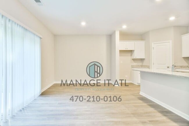 Photo - Brand New 4 Bedroom home!