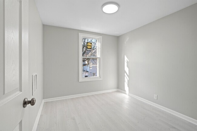 Photo - 173-175-175 Lembeck Ave Unit 2