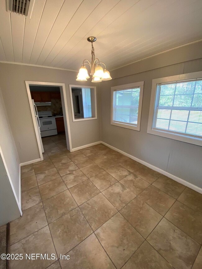 Photo - 5503 Royce Ave