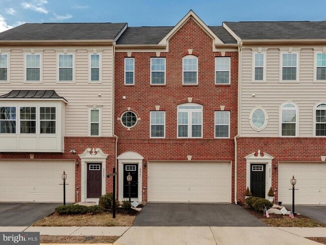 Building Photo - 22941 Chinkapin Oak Terrace