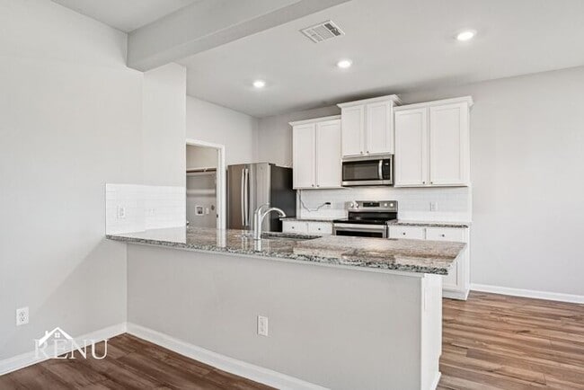 Photo - 1040 Wheatfield Ln