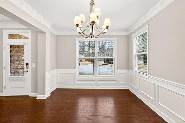 Photo - 4930 Alexandria Ave