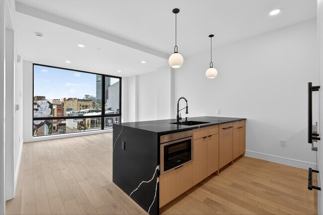 Photo - 139 Christopher Columbus Dr Unidad 503