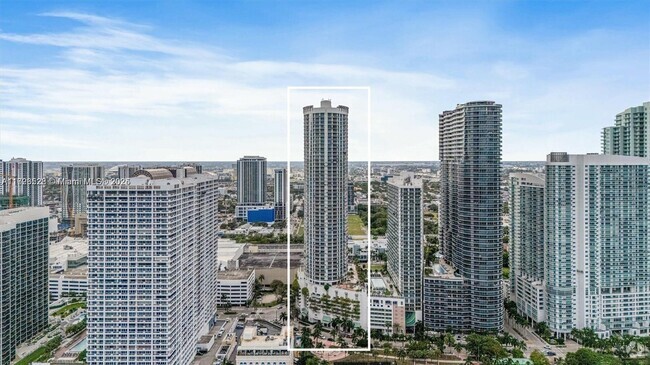 Building Photo - 1750 N Bayshore Dr Unit 3605 Rental