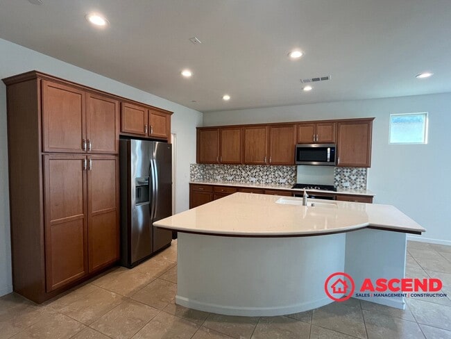 Photo - Alluring Home Located In HOA!