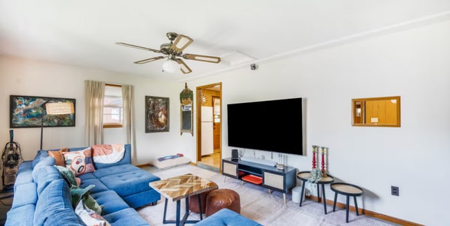 Photo - 1100 Rice Ln