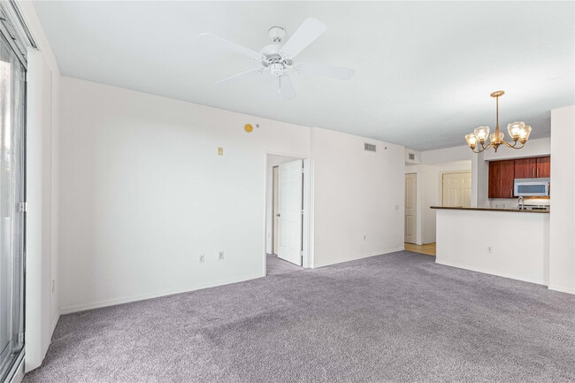 Photo - 2421 NE 65th St Unit 318