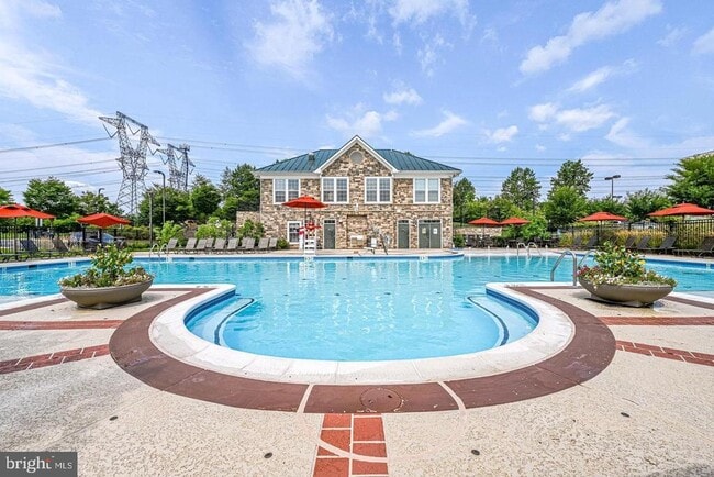Photo - 24701 Byrne Meadow Square Unit 200