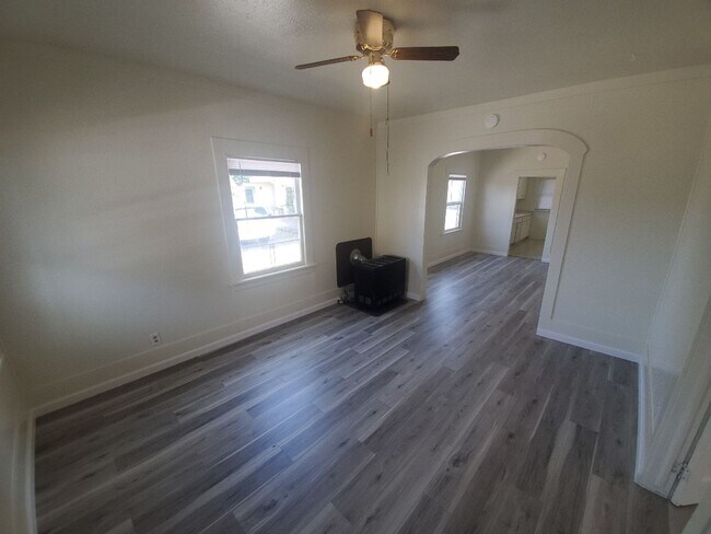 Photo - 323-329 P St Unit 323 P [PRM: Renee]