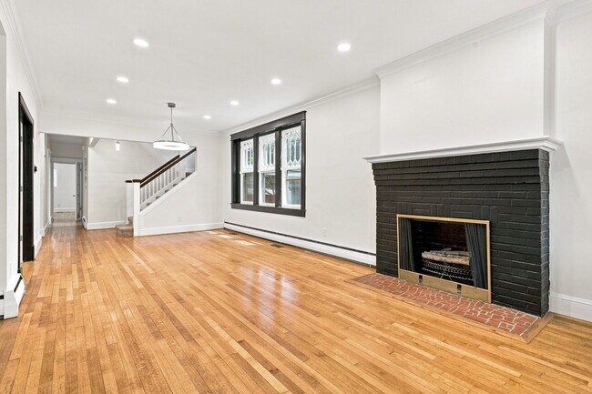 Photo - 734 Shirley Ave