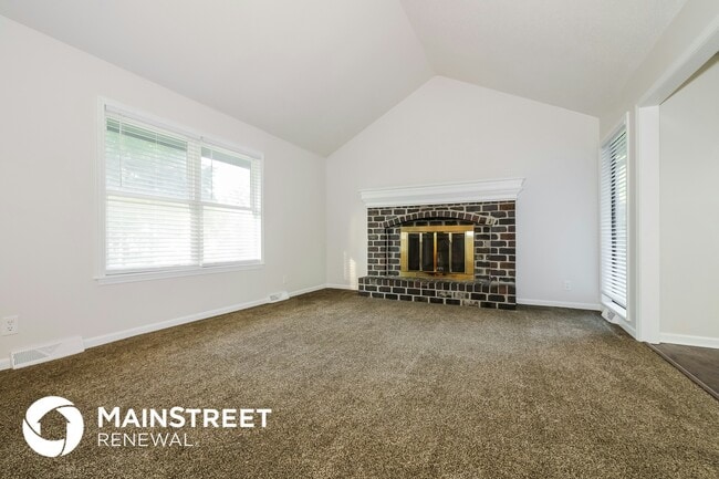 Photo - 109 SE Rockwood St