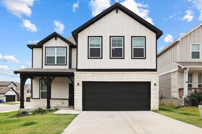 Building Photo - Charming Home Awaits: Spacious & Modern Li...
