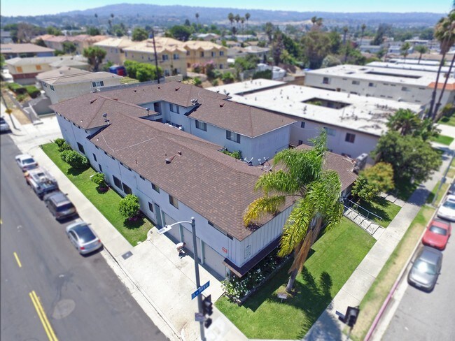 1602 W Lomita Blvd.