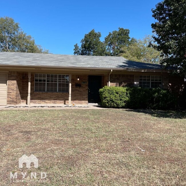 Building Photo - 1308 Lyric Dr Rental