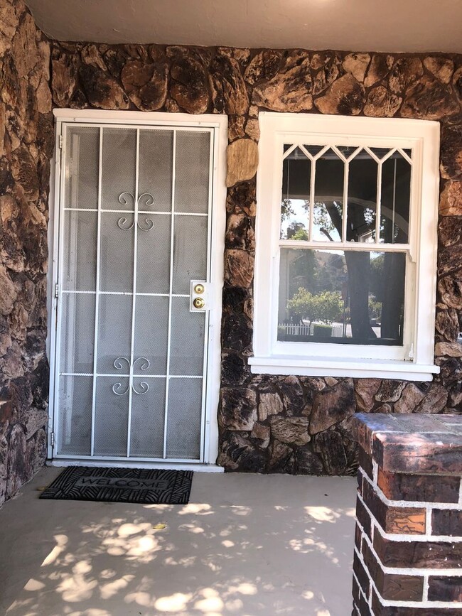 Photo - 1835 Estudillo St