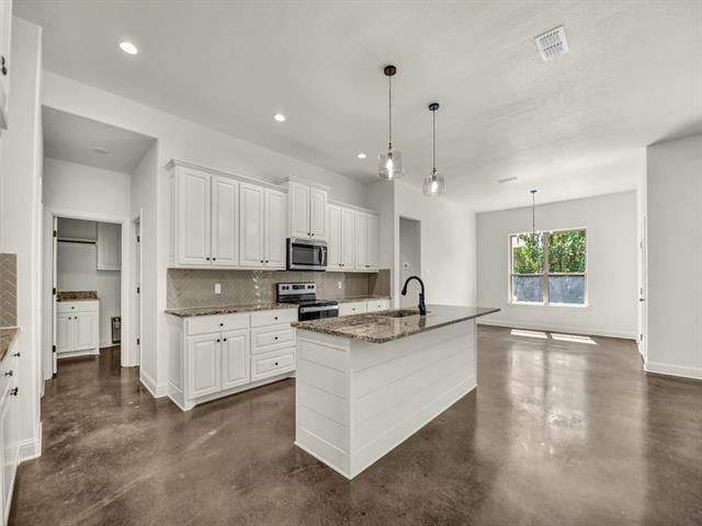 183 Graystone Dr