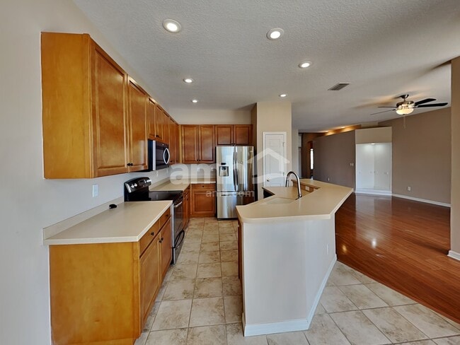 Photo - 503 9th St NE