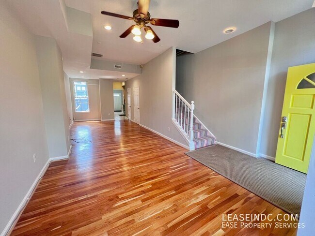 Photo - 1016 11th St NE Unit #House