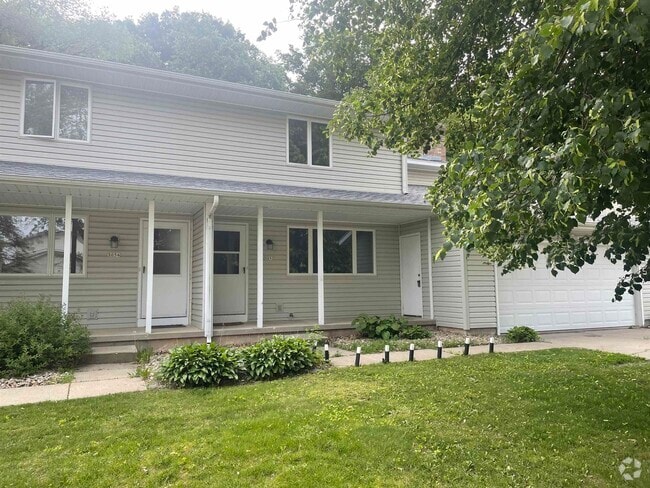 Building Photo - 3052 Acker St Rental