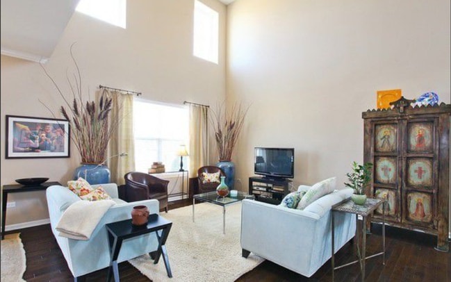 Photo - 1034 Ravendale Ct