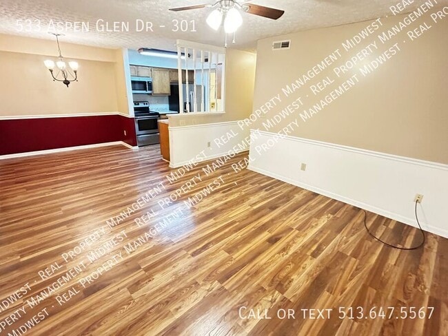 Photo - 533 Aspen Glen Dr
