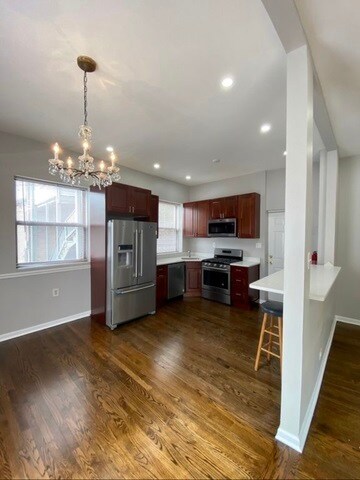 1555 W Rosemont Ave Unit 1