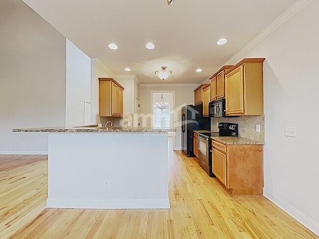 Photo - 4004 Crest Ridge Cv