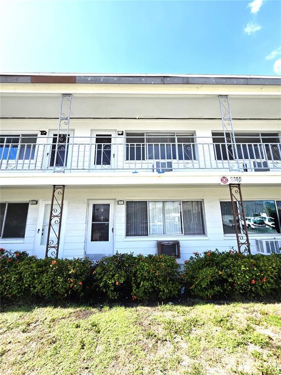 Building Photo - 2366 Shelley St Unit 4 Rental