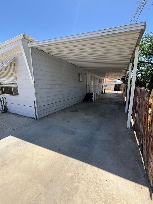 Photo - Updated 3 bedroom, 2 bathroom mobile!