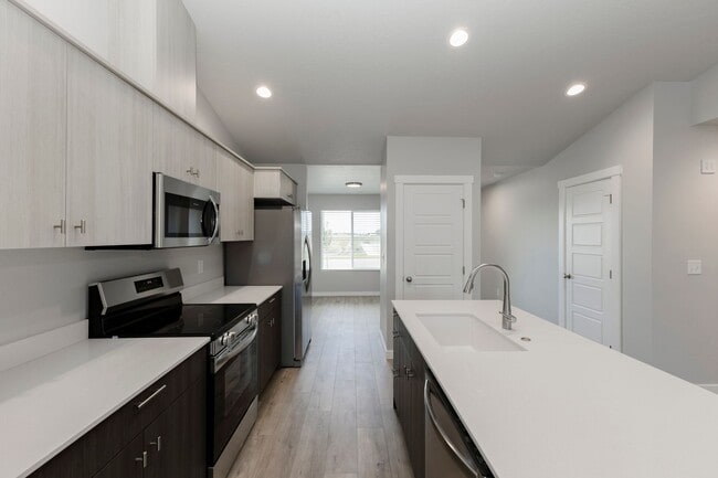 Photo - Adorable and affordable attached townhome ...